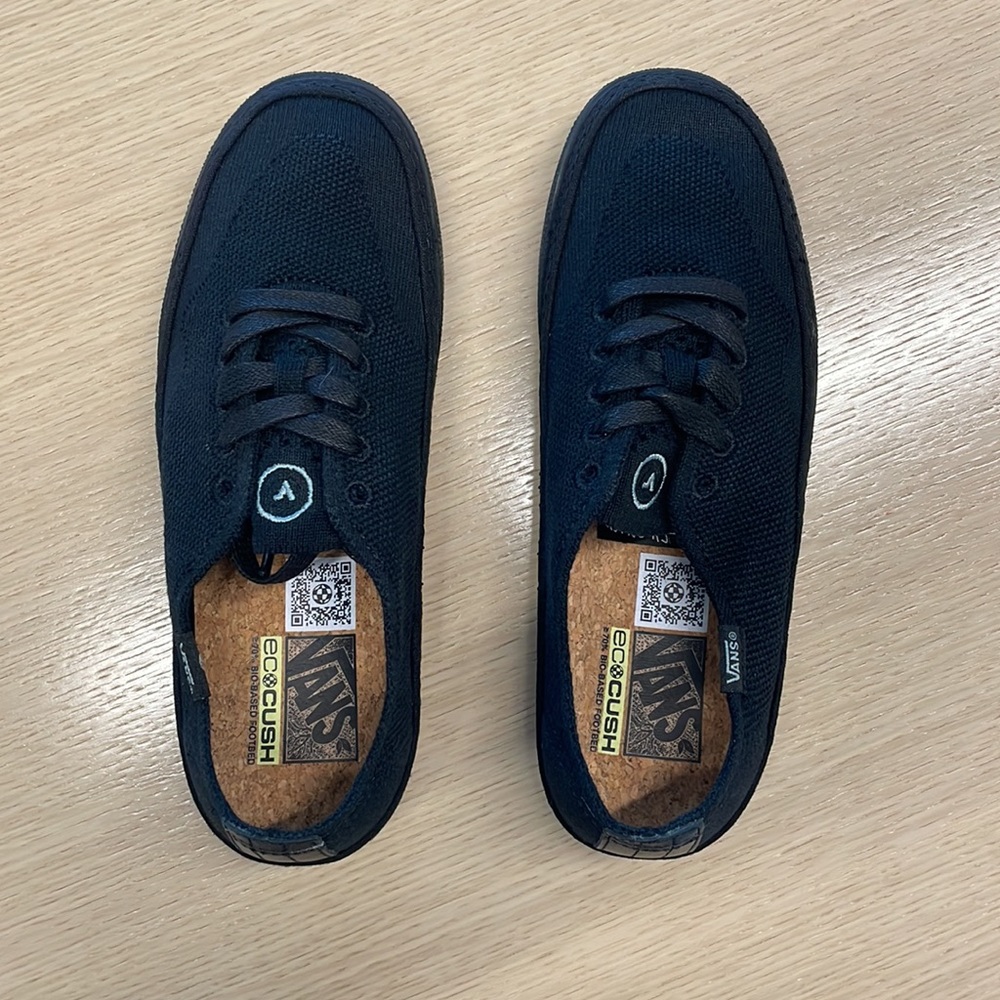 BRAND NEW Vans x Curren x Knost Circle Vee Shoe